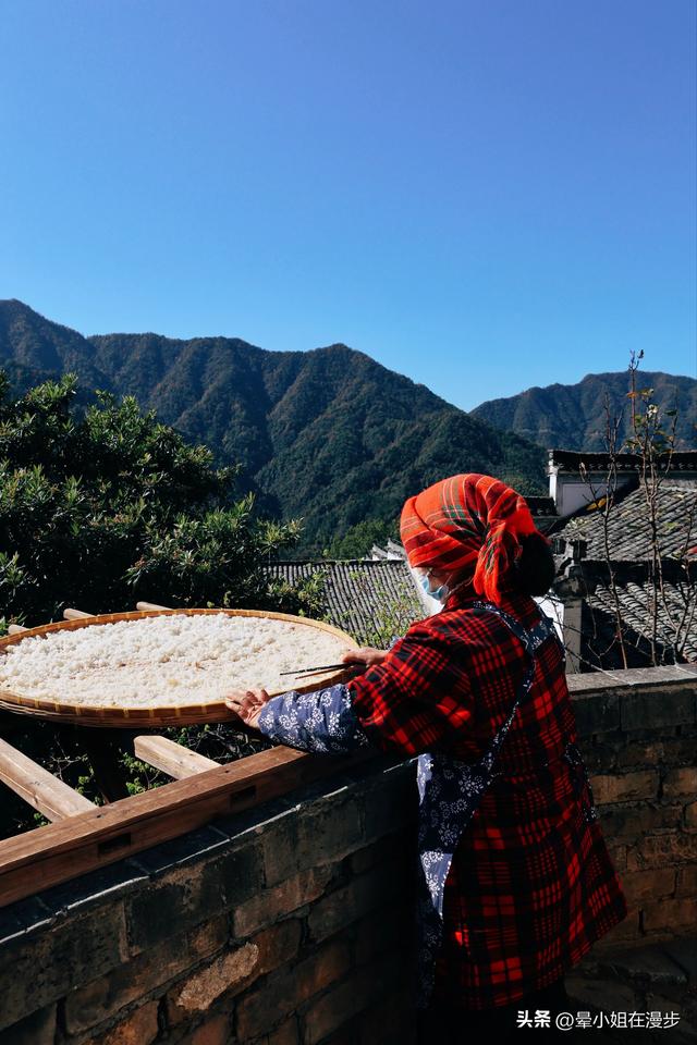 秋色浓、叠彩韵、檐下晒秋图，这可能是国内最美的秋天