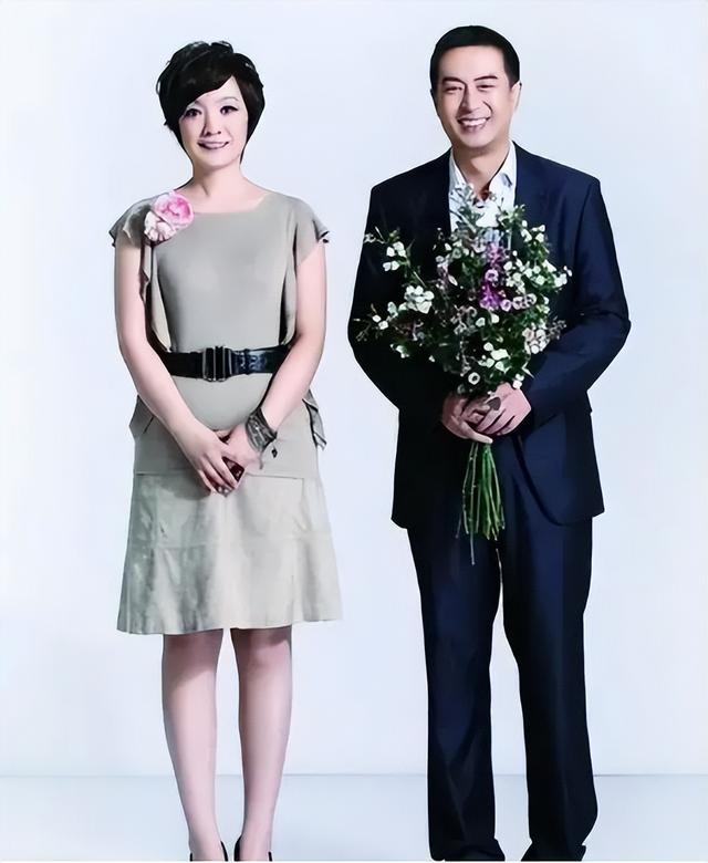 与王海燕离婚传闻真相大白1年，55岁张嘉益近况曝出，一点不意外