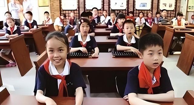 内蒙6岁女孩特招入伍，费用由国家全部承担，她的能力到底有多强