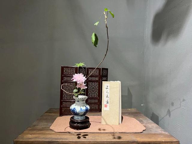 30个名师菊花插花作品，带你赏尽秋日好风景