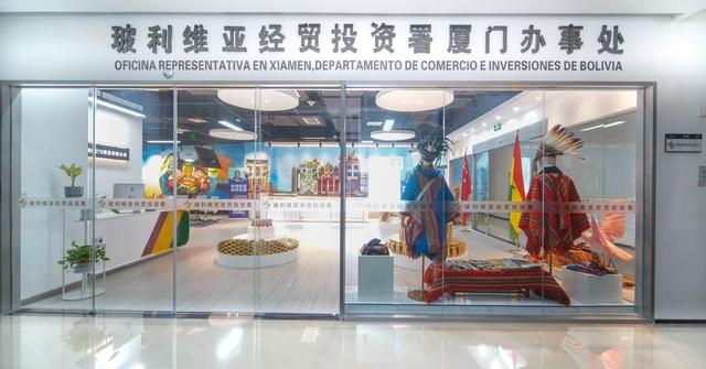 对华合约全部撕毁！中国又一伙伴背后捅刀子，骗走了20亿倒向美国