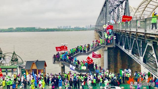 哈尔滨徒步“天花板”来了!新晚报万人徒步嘉年华团队预报名开启——