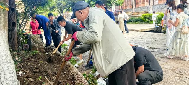 【20度的丽江】束河古镇：整治旅游秩序 提升游客体验