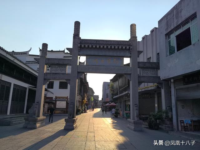 一片冰心在玉壶（走进怀化黔阳登芙蓉楼）
