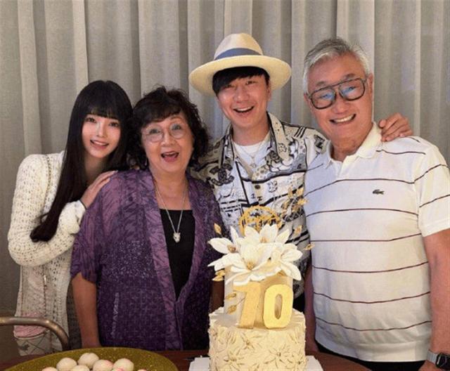 2026刚开始曝3个大瓜！睡遍男星	、人体盛宴、厌恶农村人个个离谱