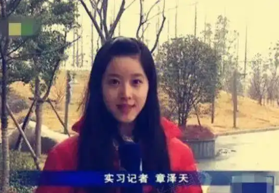 刘强东一句话暴露婚变传闻真相后，恶心一幕出现，奶茶妹妹太可怜