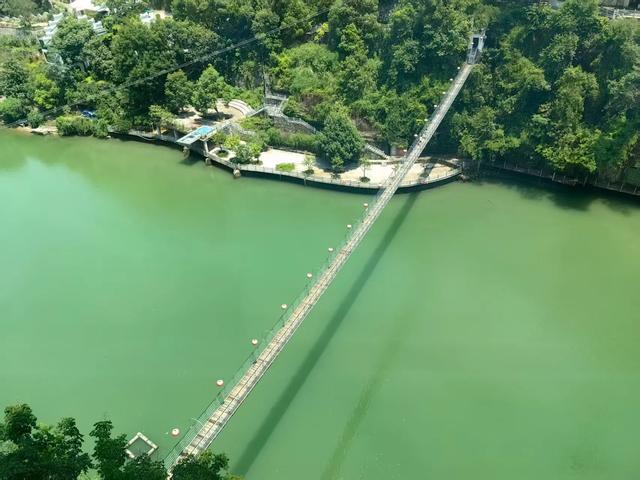 峡江寻故知：心痕篆刻在山水间