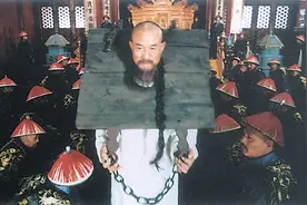 年羹尧被赐死后，官员在抄家时发现7个字，雍正看到后气到吐血图片