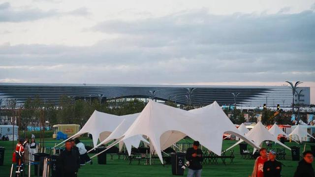 市集、表演、说唱……长春这场嘉年华，太热闹了