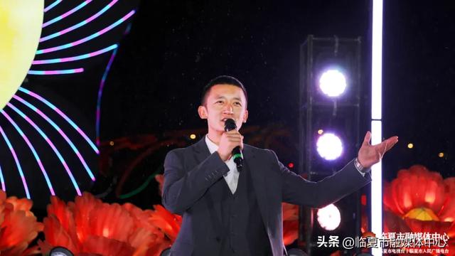 视频多图重温临夏市中秋音乐诗会,蝴蝶桥畔的双月,照亮了多少人的乡愁,绝美~