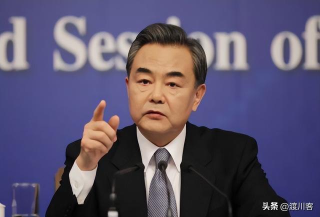 外交部再次发文，王毅对日本的7字警告，已经上升到了最高级别