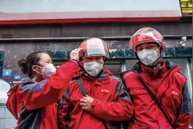 涨工资，又一次出现在了中央文件里，释放了什么信号？谁最受益？图片