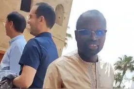 首位外籍中医博士迪亚拉在摩洛哥被偶遇 与成都“老乡”狂飙四川话图片