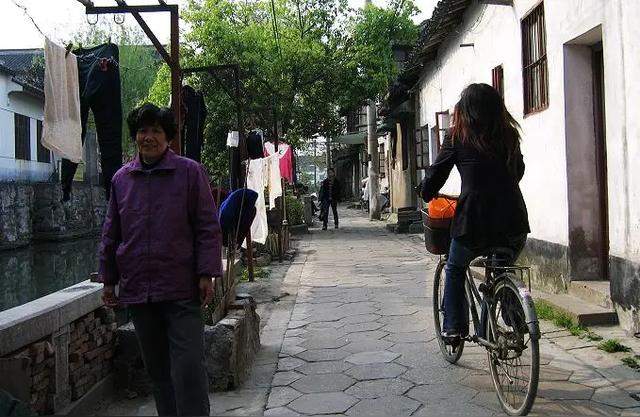 港城退休记:那些藏在日常生活里的小事(4)