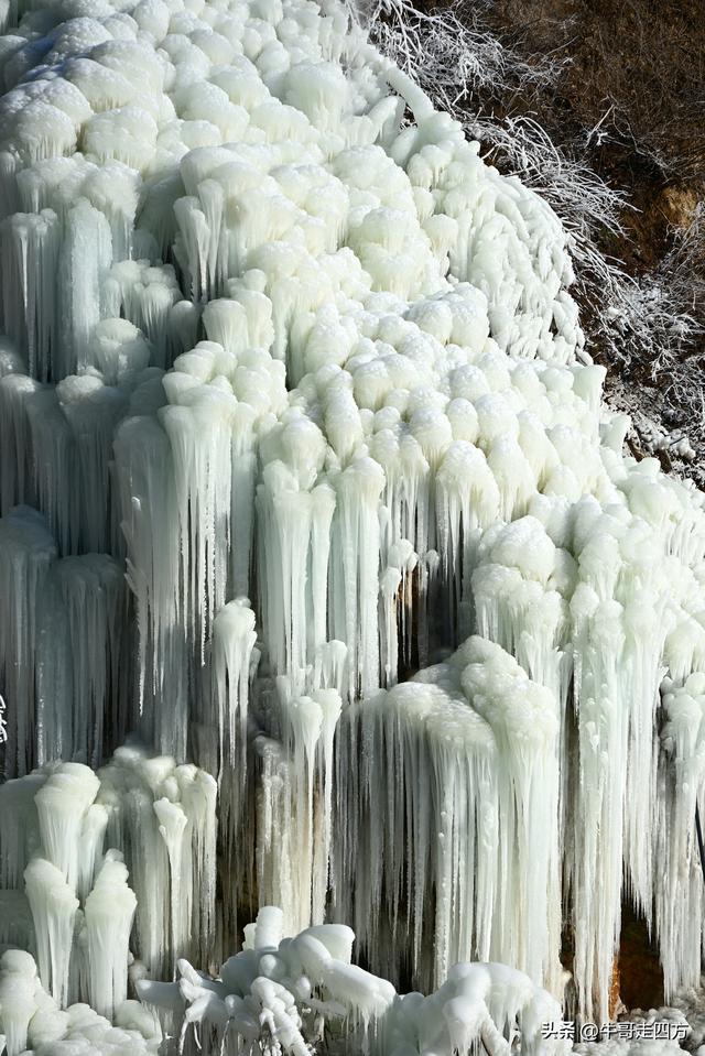 虎峪冰瀑：山谷里的冬日秘境、现实版的冰雪奇缘
