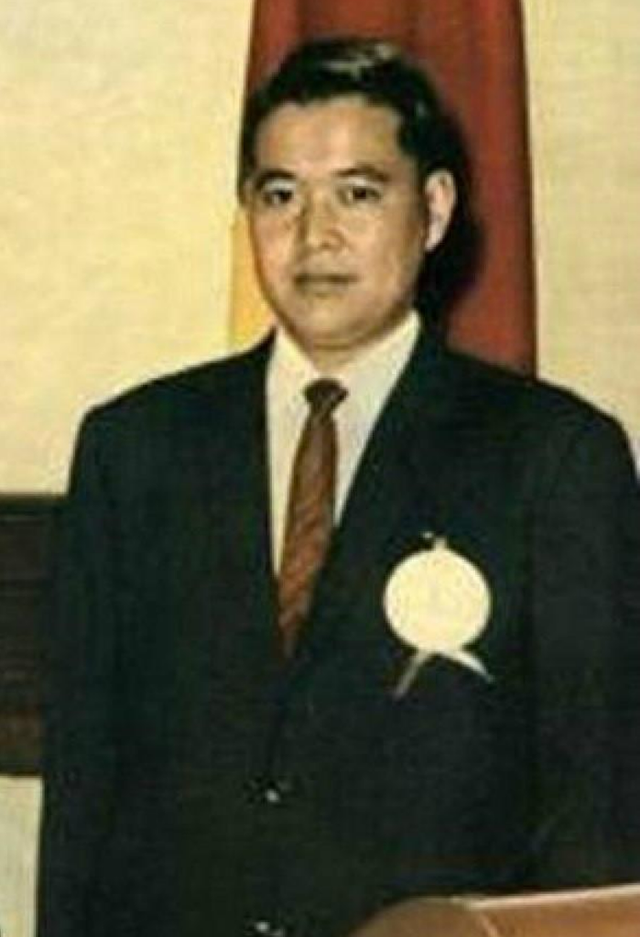 唯一牺牲在台湾的解放军飞行员，看到包围他的国军后，开枪自尽