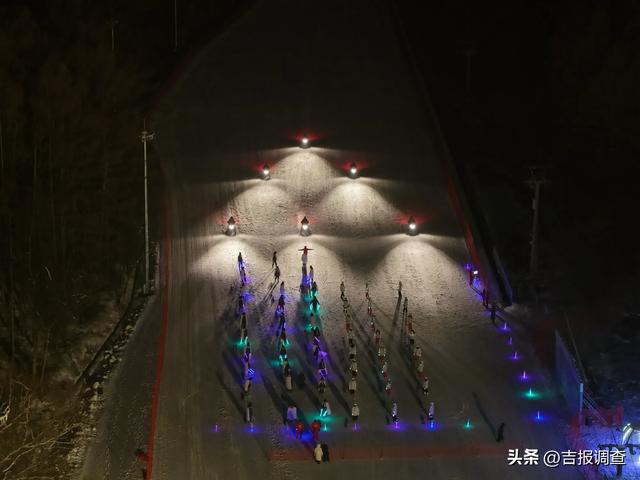 白+黑狂欢!净月潭雪飘流+“星空雪舞”中级雪道同步开放