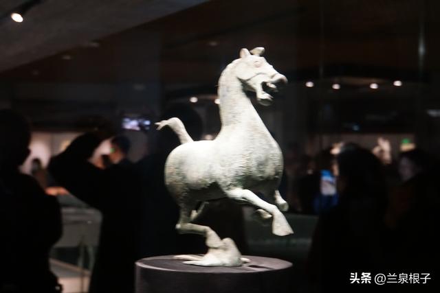 兰州文化寻宝记——走进甘肃省博物馆邂逅奔跑两千年的铜奔马