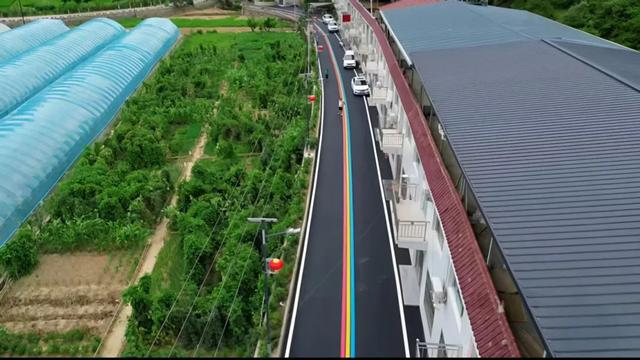 8月4日，旬阳市小河镇荷美生活季文旅活动开启，等你赴约~