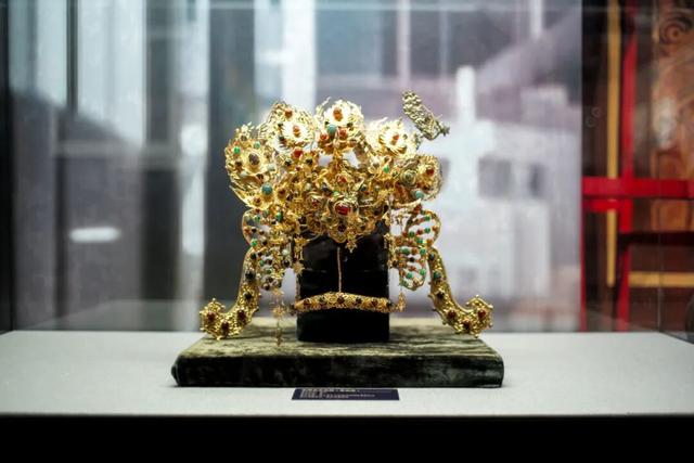 这个“名牌加身”的西南山城，正适合淡季来玩！