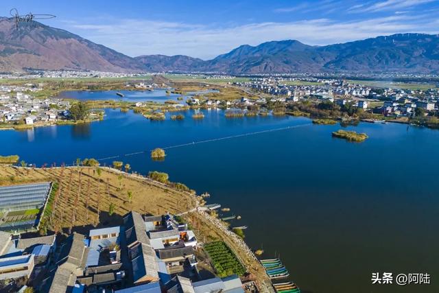 原来大理也有西湖，山水交融风光秀美，可惜门票比5A级景区还贵