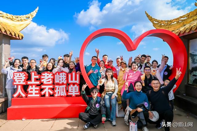 东坡文化牵线 文旅融合生金 ——记“2025长江之恋 三城有囍——‘嘉唐’千里婵娟·缘起东坡”活动