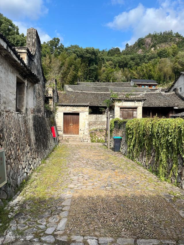 退休夫妻自驾温州永康之苍坡古镇、石桅岩、芙蓉古镇、丽水街