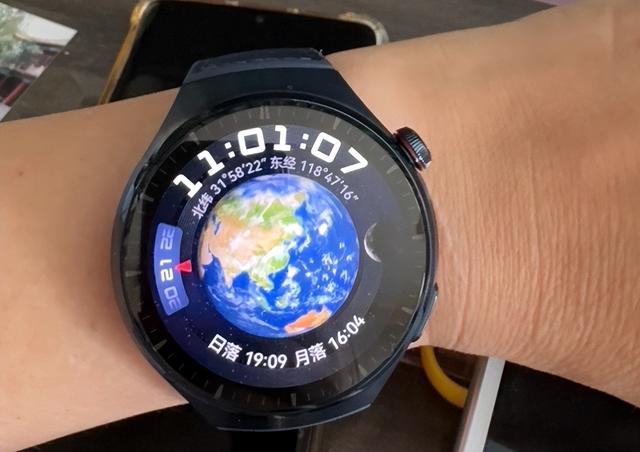 苹果手表和华为手表哪个好？这篇智能手表选购指南让你变懂王！