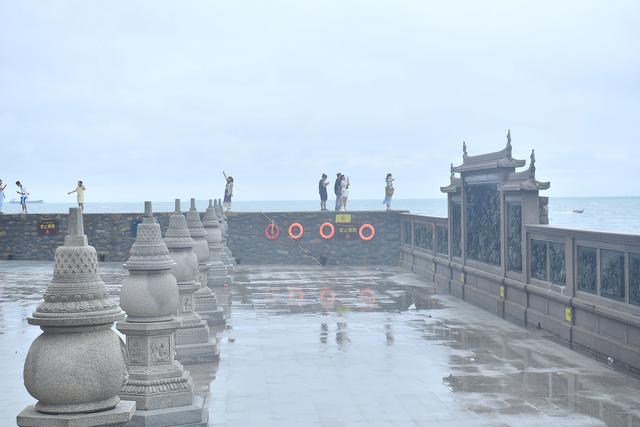 福建石狮黄金海岸：美景醉游人，这家海鲜馆藏着大海的味道