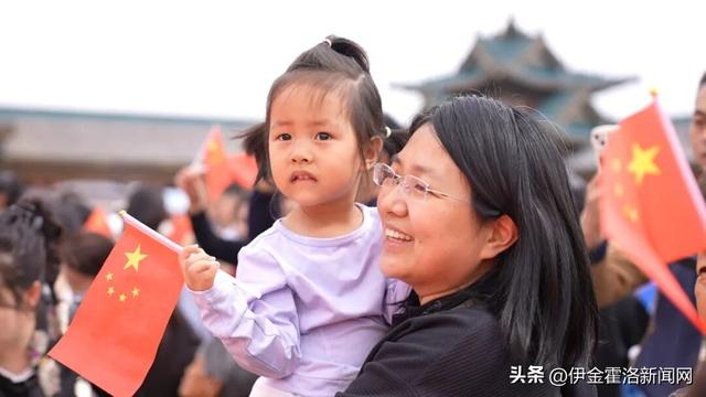 双节第一天！伊金霍洛这些“名场面”燃爆了