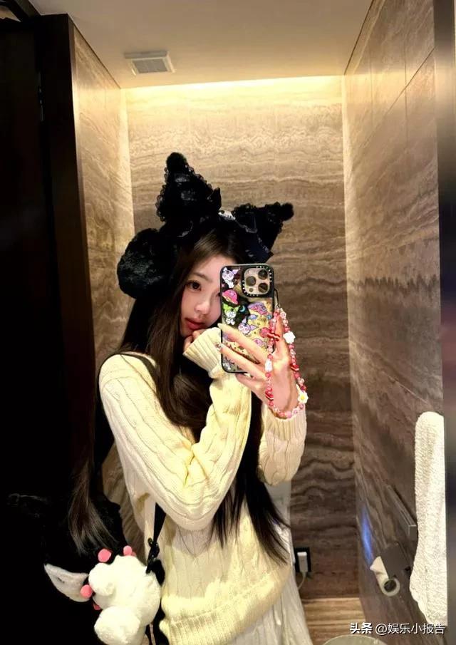 懒懒又去日本陪男友王思聪了，穿成这样，可真抗冻呀