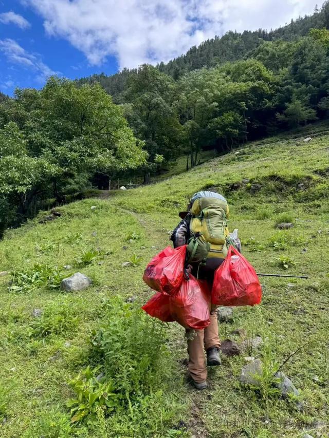 洲长有约：“垃圾洲会客厅”线上举行，关注雪山圣地清洁行动