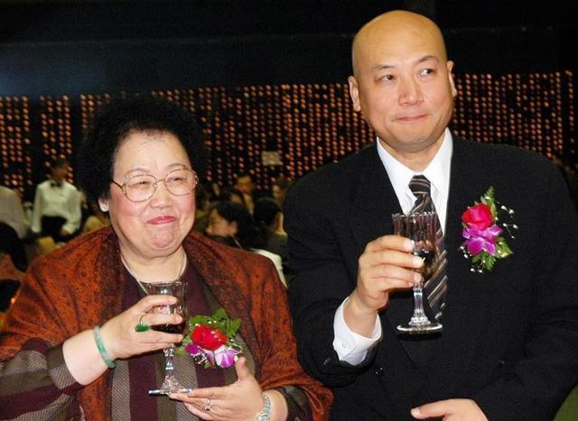 580亿财产成笑话？72岁“唐僧”迟重瑞卖房，这场豪门结局太真实