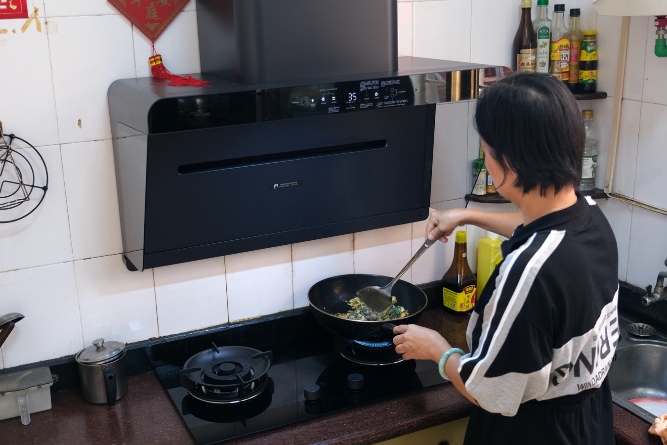 打造舒适的厨房环境,米家智能烟灶套装S1初体验