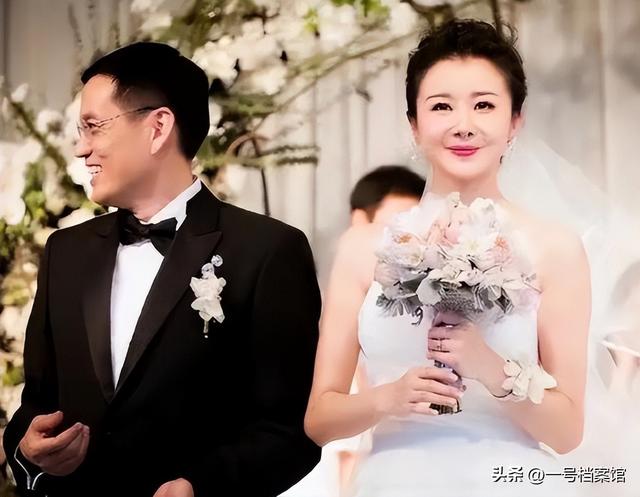 继江祖平后，向太再曝潜规则 陪睡陪玩只是冰山一角 杨幂都遭了殃