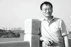1995年，韩国女老板逼所有中国工人下跪，河南小伙：你算什么东西图片