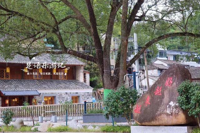 真的好美！宁波宁海这个山村被群山环绕，禅寺竟成露营及休闲胜地