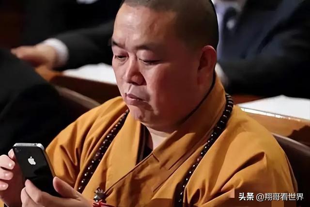 为什么释永信能这么“狂”？看他的两个老师就知道了，身份不简单