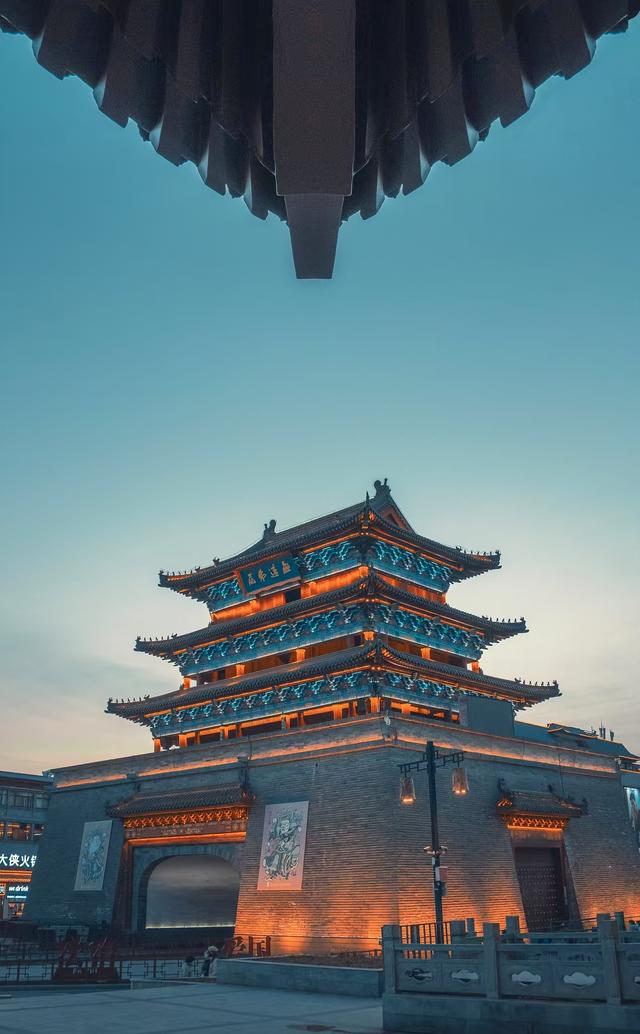 暴雨挡不住！胖东来带火许昌，这座城藏着三国与烟火气