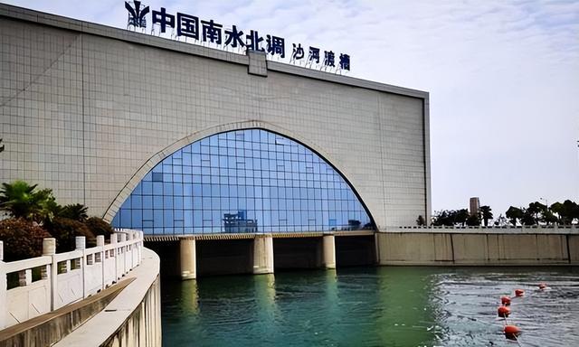 中国又开始超级工程！耗资2500亿从天空调水，打造“空中运河”！