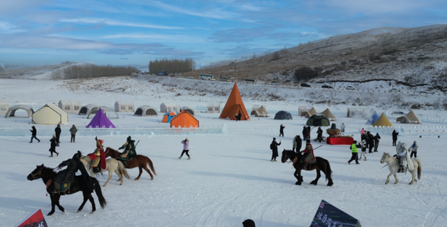 古今“英雄”踏雪而来 百辆越野秘境穿行—内蒙古冰雪英雄会暨牙克石冰雪会英雄汽车极限运动首发仪式震撼启幕