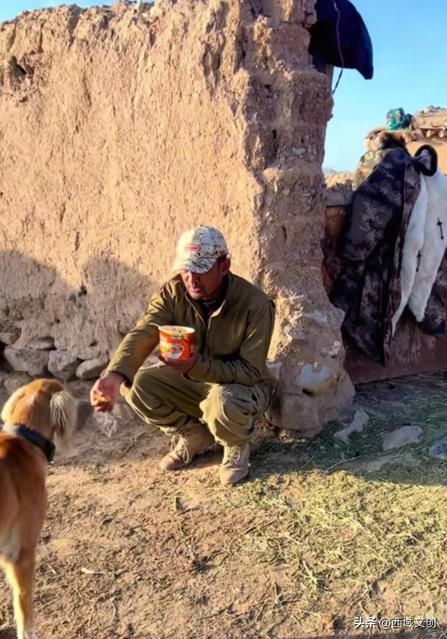 特稿｜驼铃声声传古韵 丝路古城燃篝火 张耀宇/文 焦庆祖/图