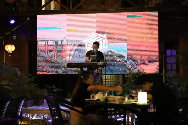 东莞有个宝藏地！下坝坊的24小时，从静谧古村到流光幻境