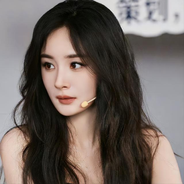 离婚7年，39岁杨幂高调宣布喜讯，没给前夫刘恺威留一丝体面！