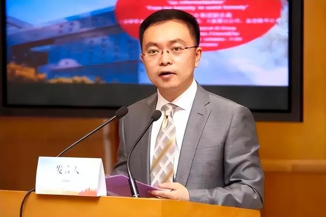 一家三代短命！2023年蔡磊抱怨：我爷爷50岁去世，父亲47岁离世