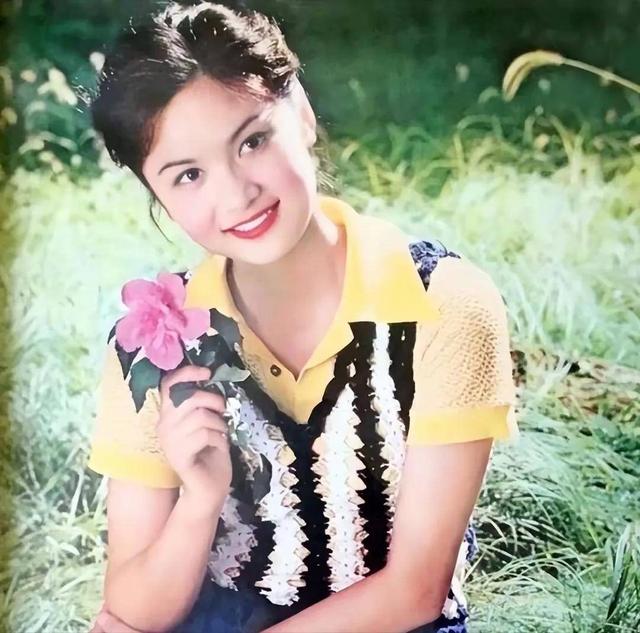 80年代家喻户晓的女演员，嫁给军委副主席儿子，离婚后混得如何？