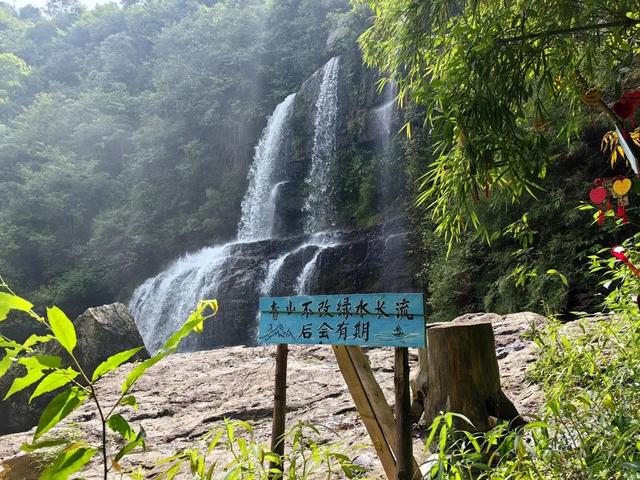 成都出发，8月最值得去的6座避暑小城，盲选都好玩！