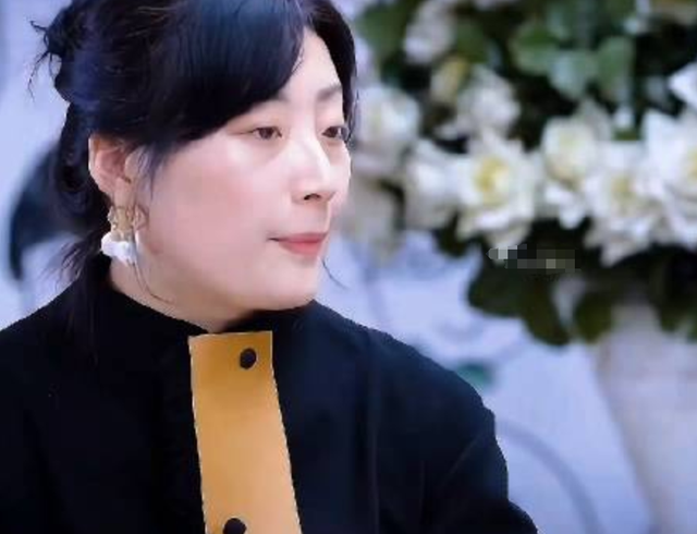 遗产风波沸沸扬扬，“一声不吭”的宗馥莉，终于不再顾忌所谓体面