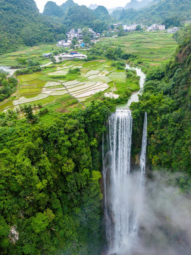 靖西通灵大峡谷，仿佛闯进《阿凡达》的雨林秘境，避暑超舒服