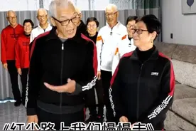 雪岩山：红尘路上我们慢慢走，情歌对唱，歌甜词美，醉人醉心图片
